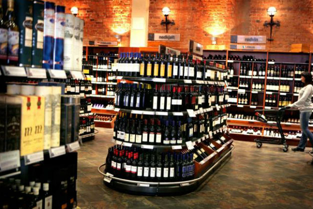 В Норвегии приобрести алкогольную продукцию можно только в специализированных магазинах - Vinmonopolet